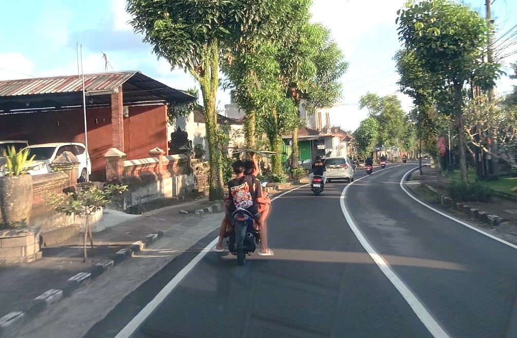 Rabu--foto2