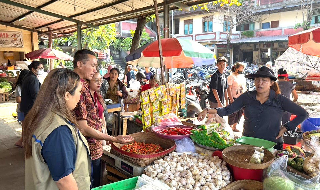 Sabtu--sidak pasar1