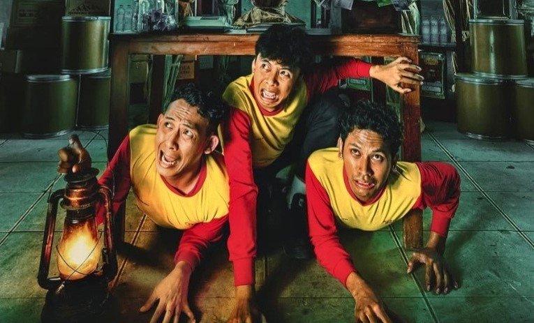 Senin--warung Pocong3