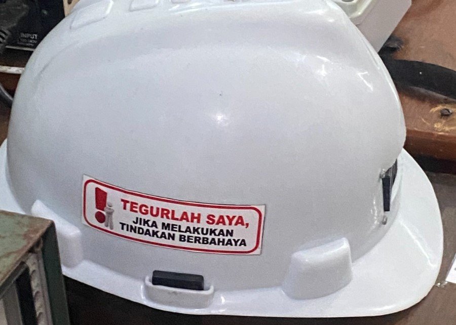 jumat--helm1
