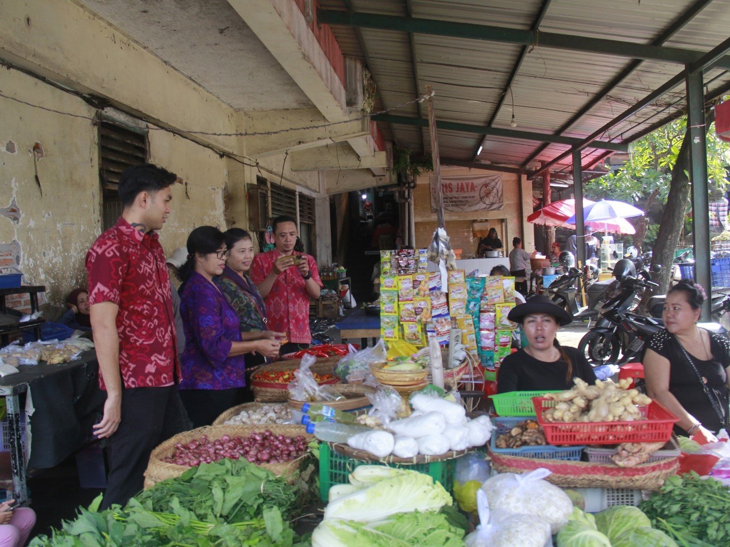 Selasa--pasar1