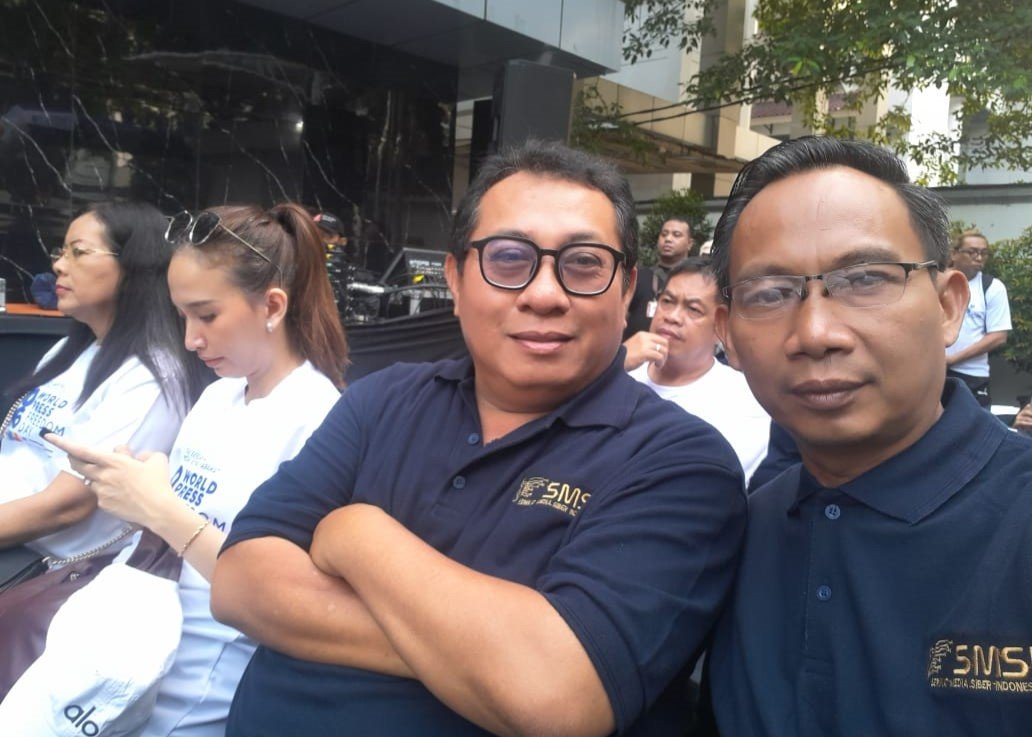 Senin--SMSI1