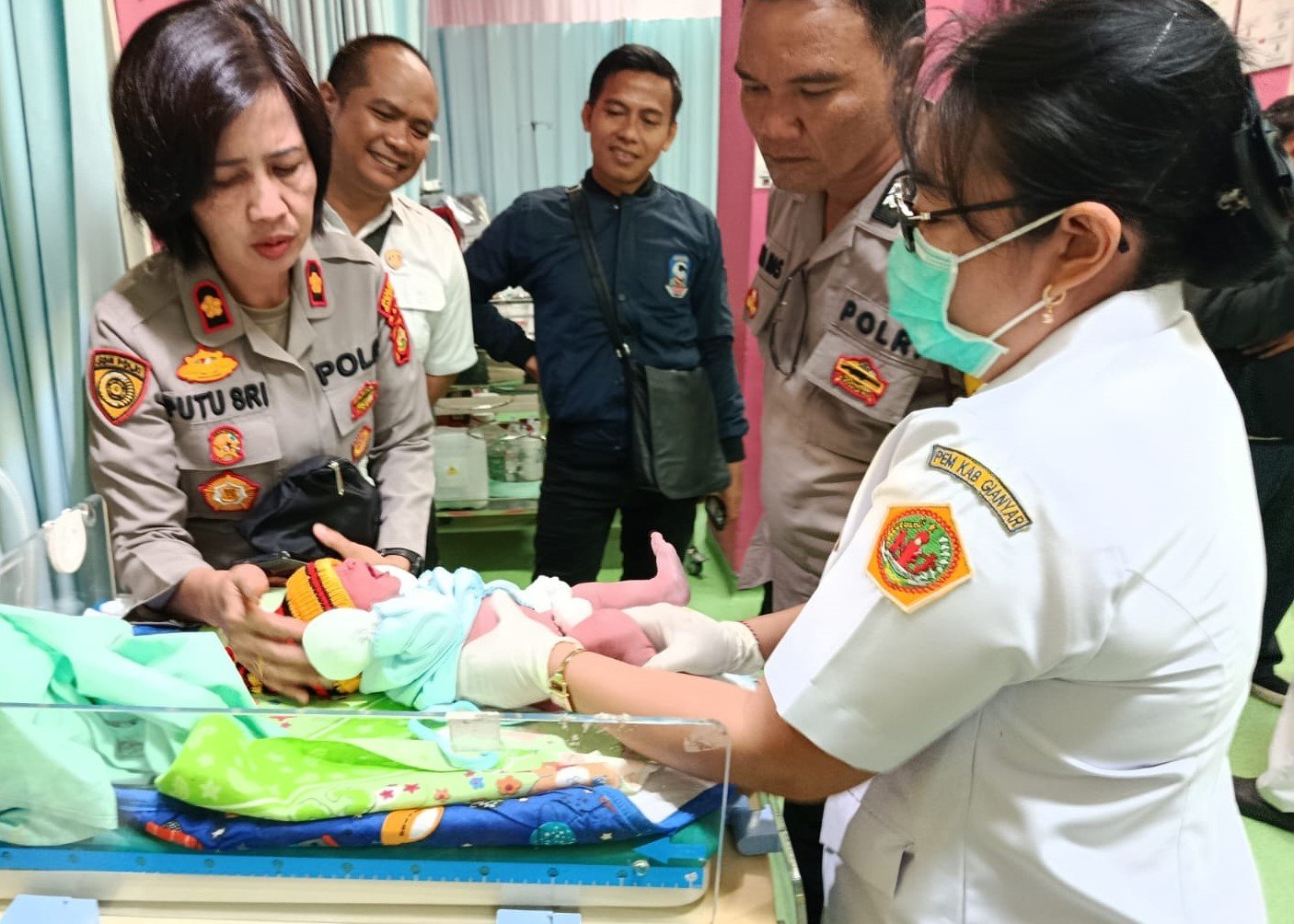 Senin--bayi2