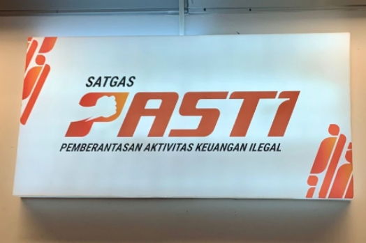 Senin--pasti1