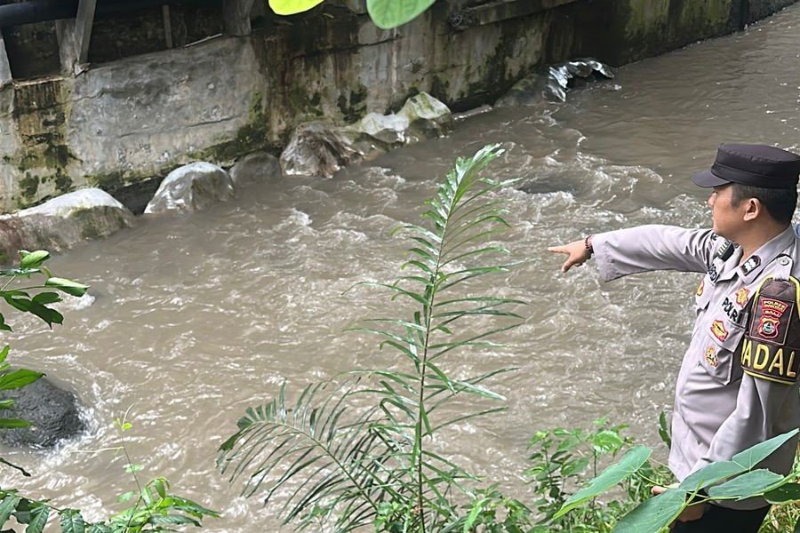 Senin--tewas1