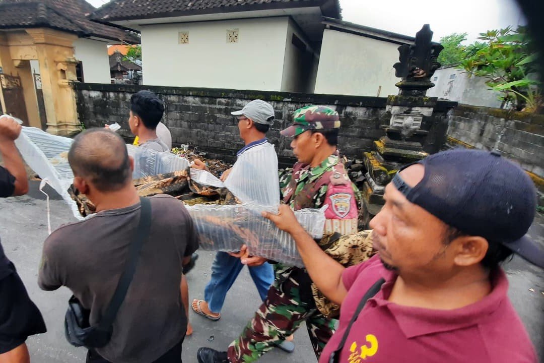 Senin--tewas2