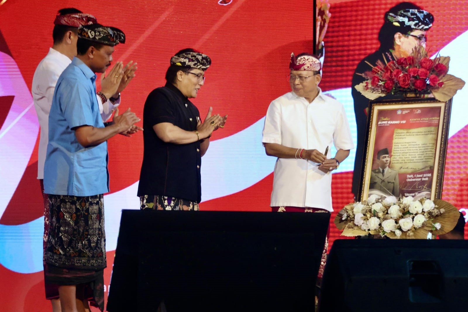 Selasa--karno2