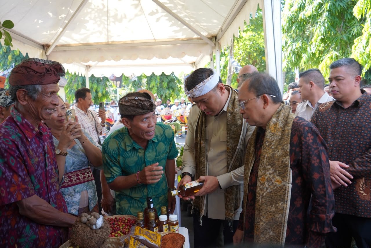 JUmat--Gajah2