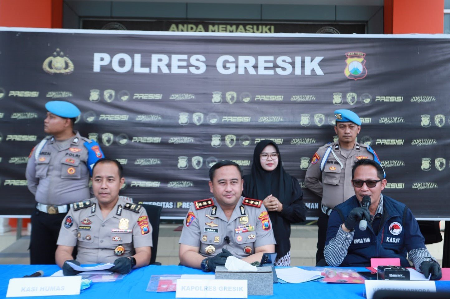 Jumat--Gresik