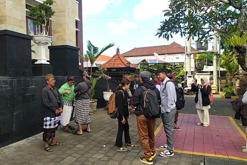Jumat--petani