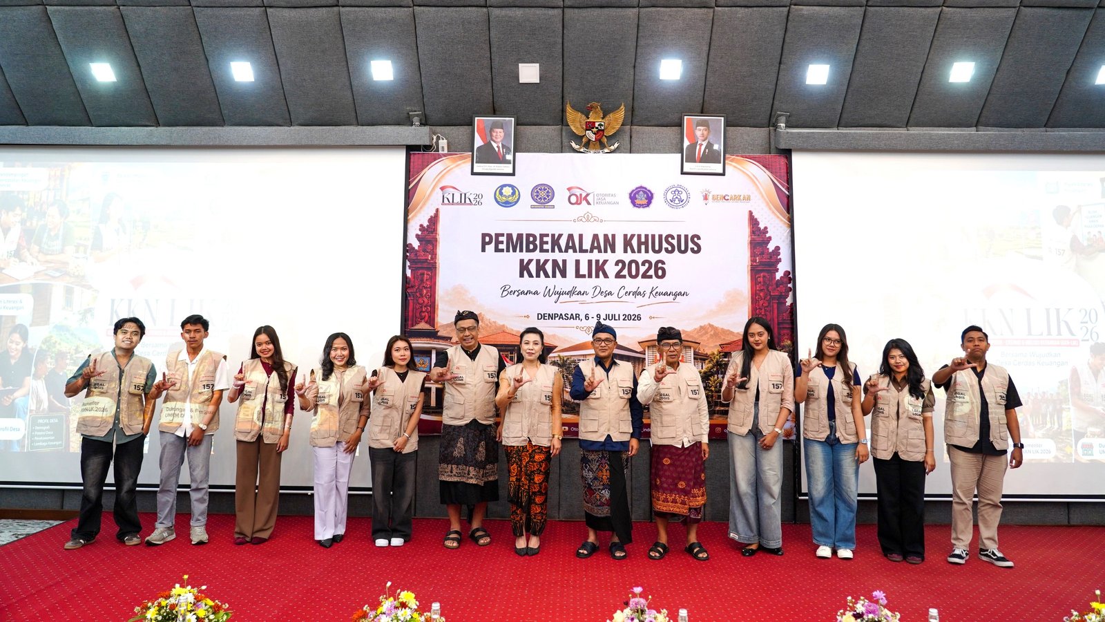 Kamis--OJK2