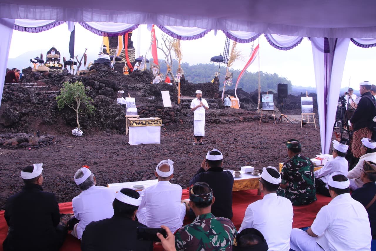 Kamis--batur6