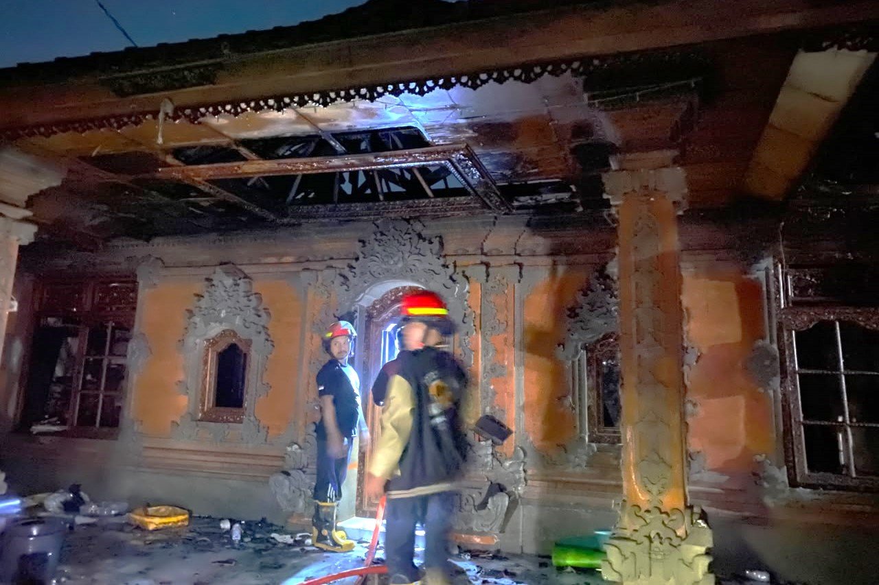 Minggu--bakar1