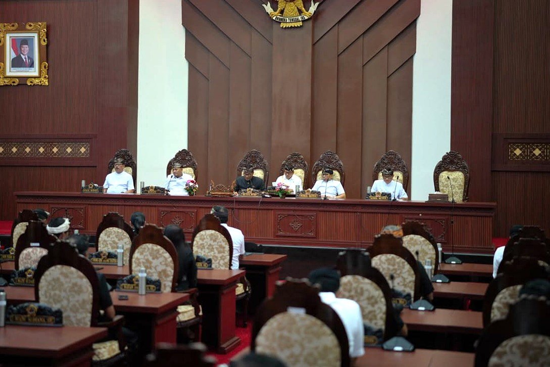 Rabu--Gianyar3