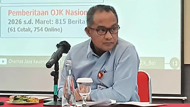 Selasa--Kepala OJK Bali Parjiman