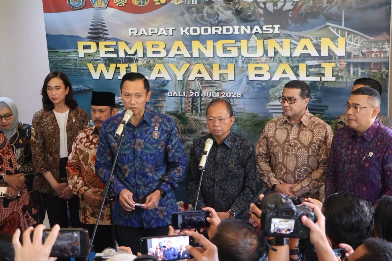 Senin--Rakor