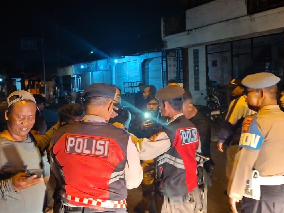 Senin--mabuk2