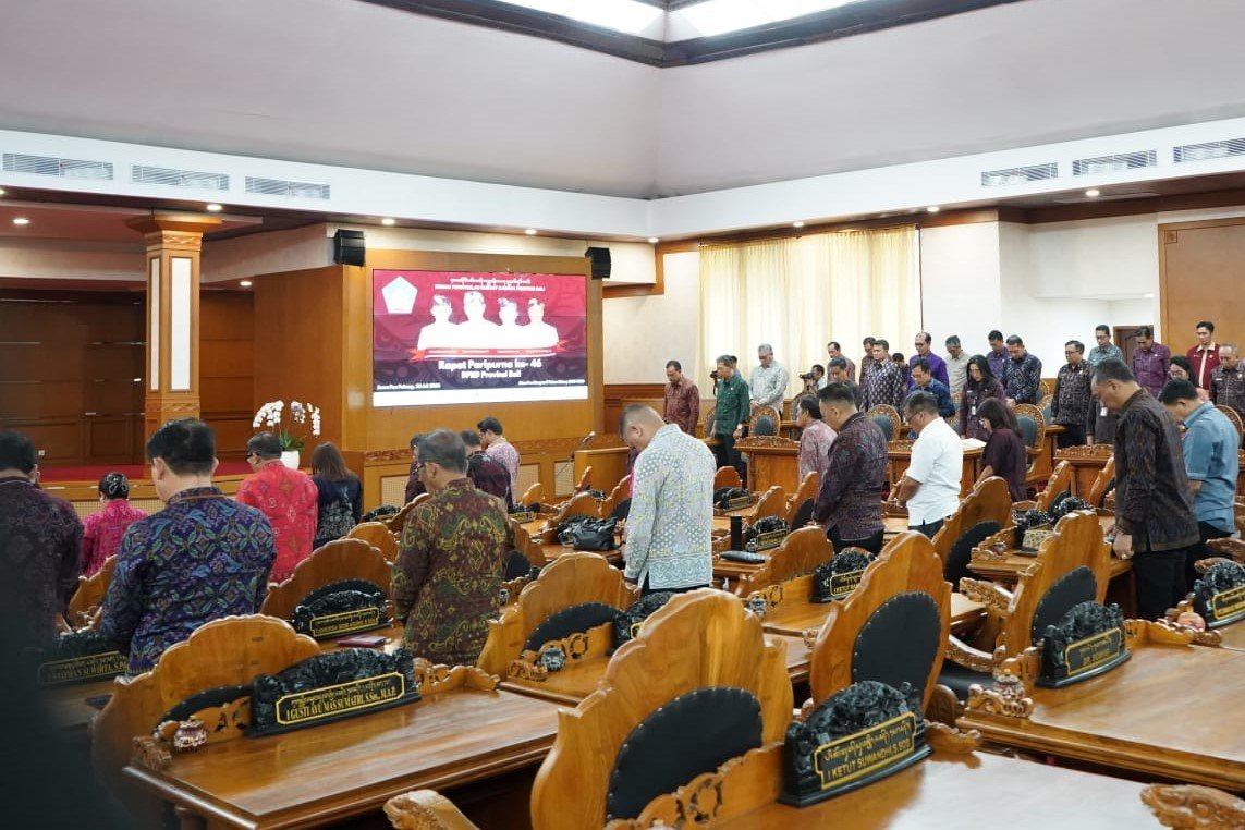 Senin--rapat1