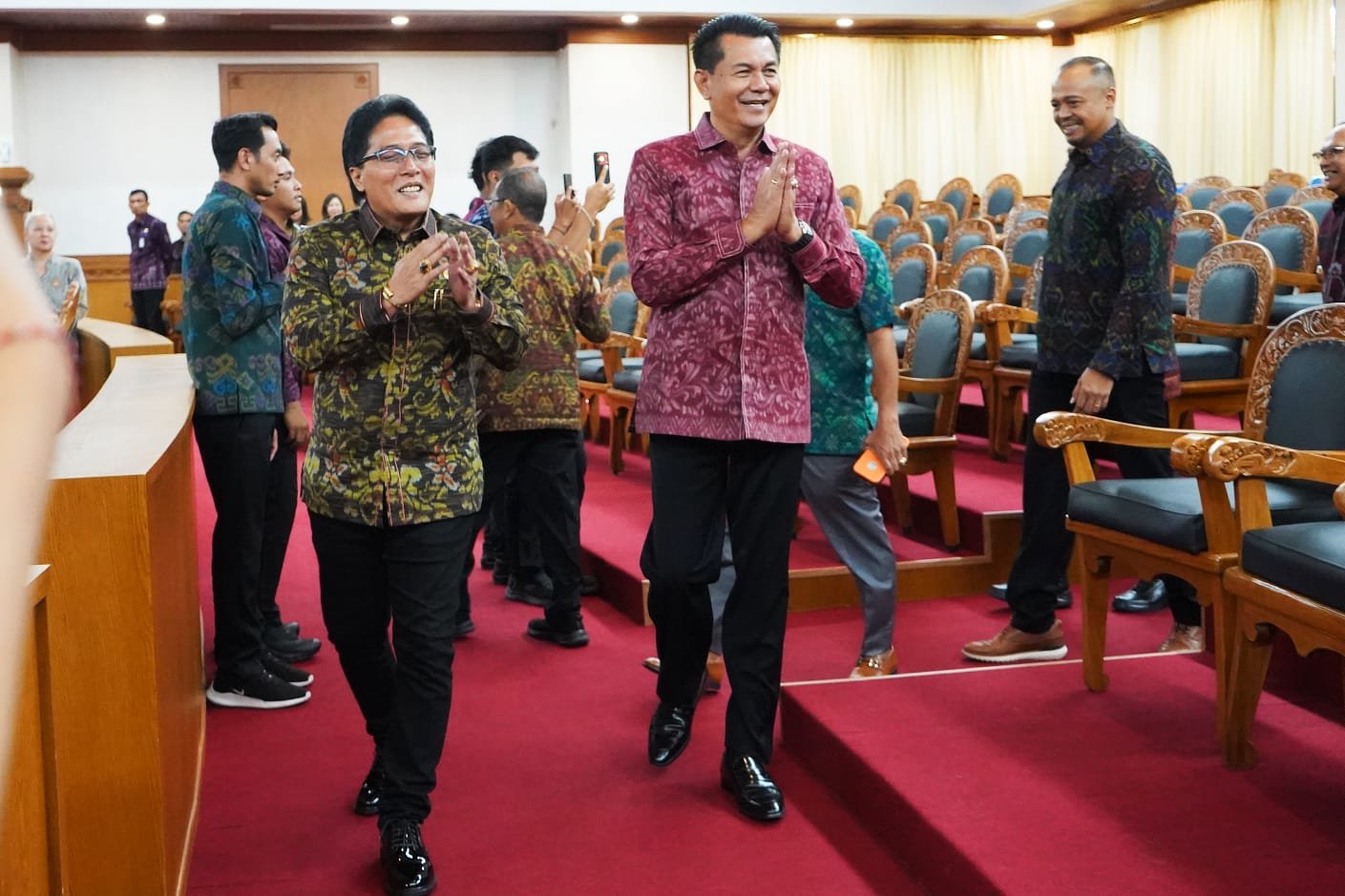 Senin--rapat4