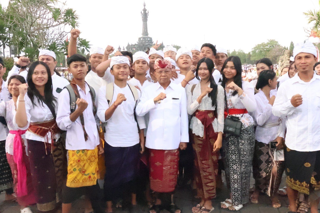 Jumat--HUT2