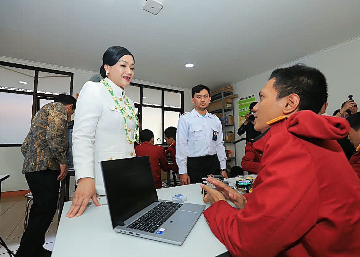 Sabtu--OJK nabung3