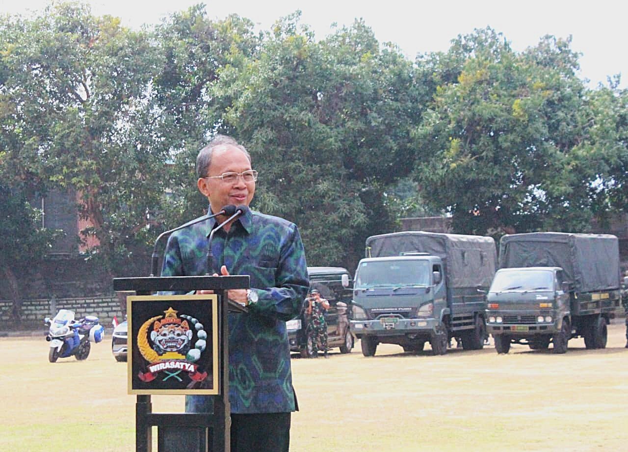 Senin--bantuan3