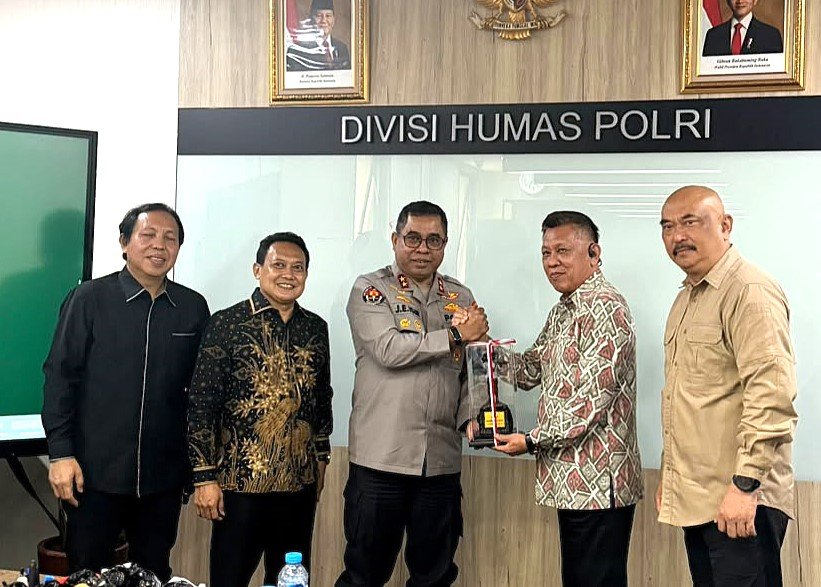 Jumat--Polri3