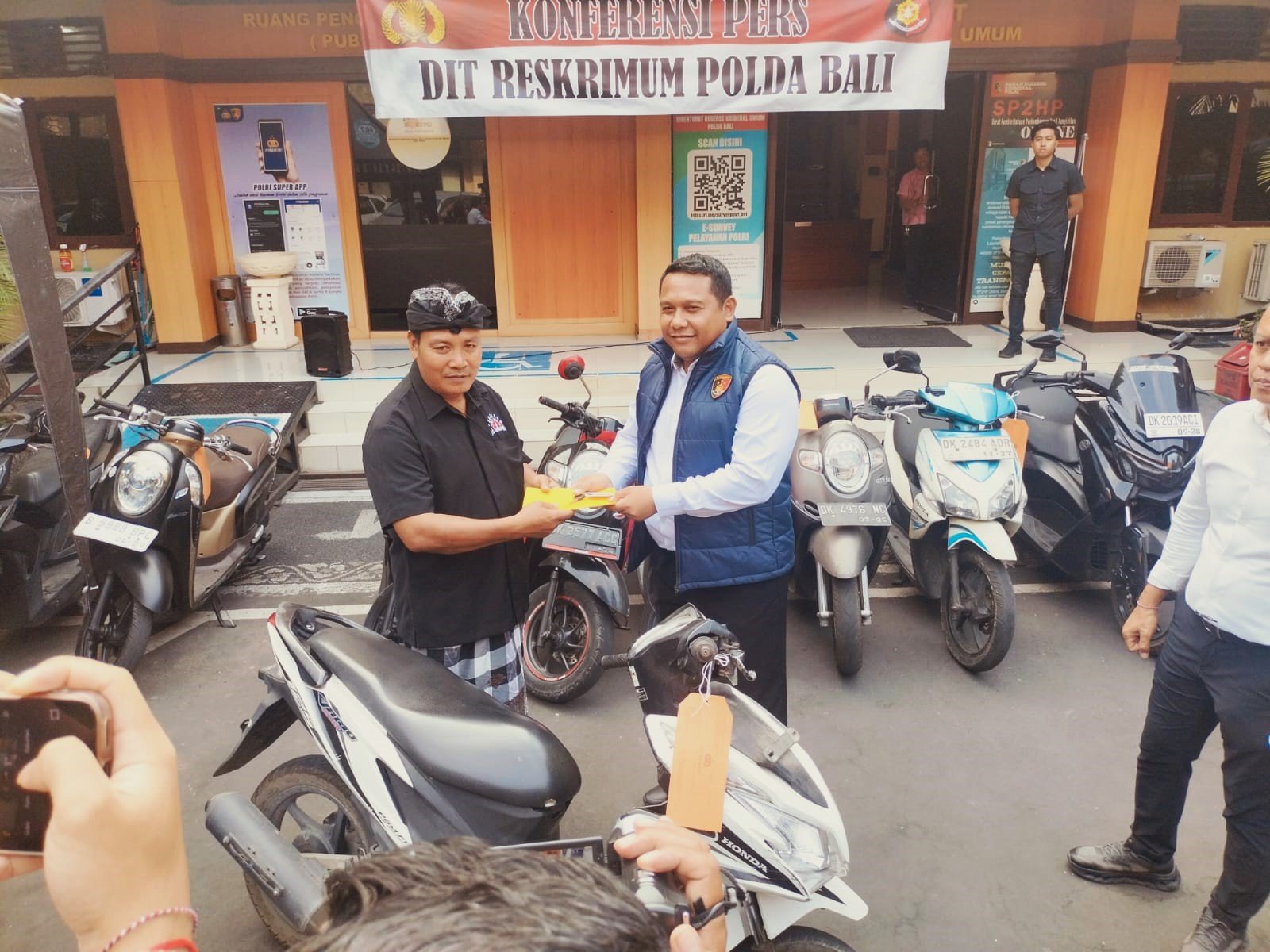 Jumat--pecalang1