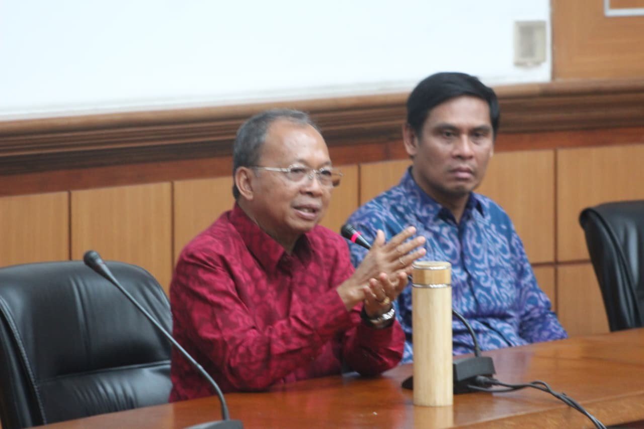 Selasa--koster