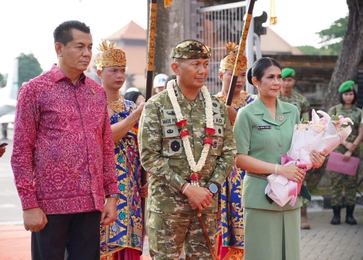 Selasa--sambut1