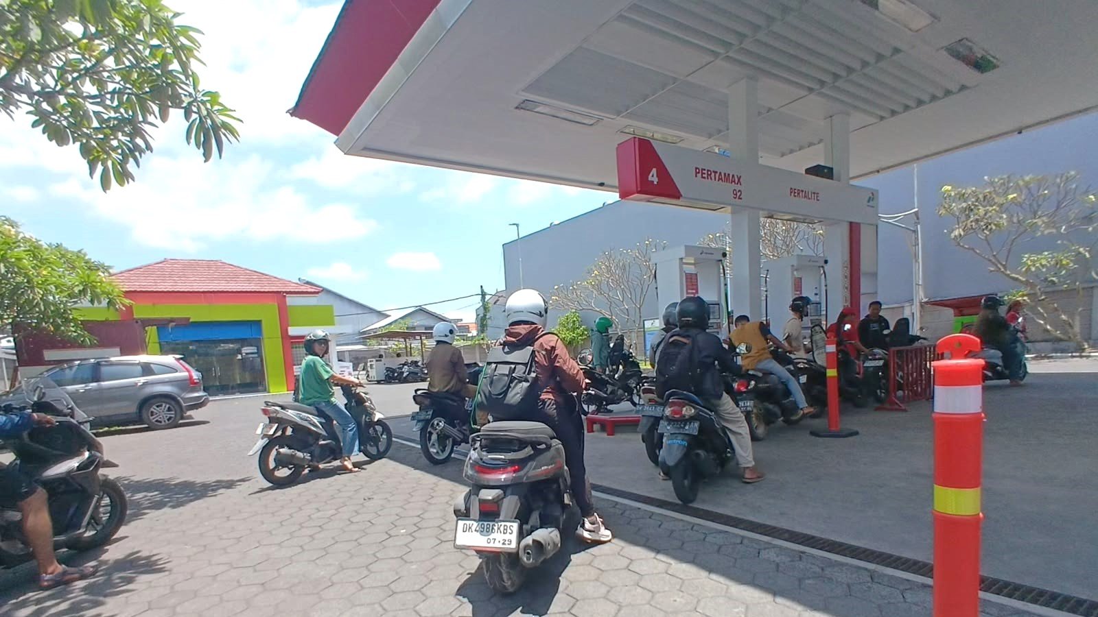 Senin--ganjil